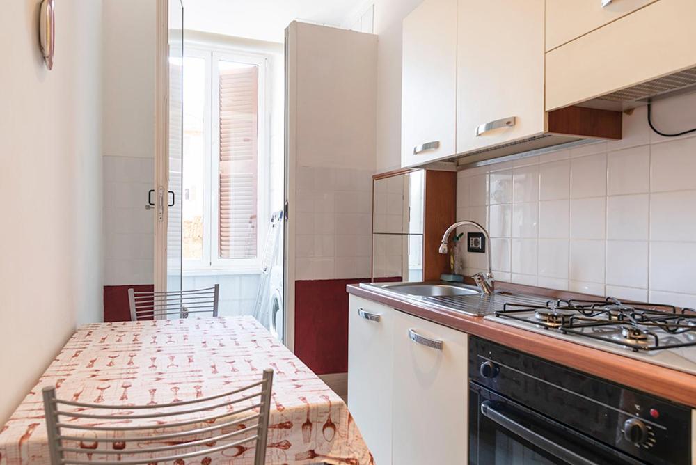 Tiberina Apartments - Rome Trastevere エクステリア 写真