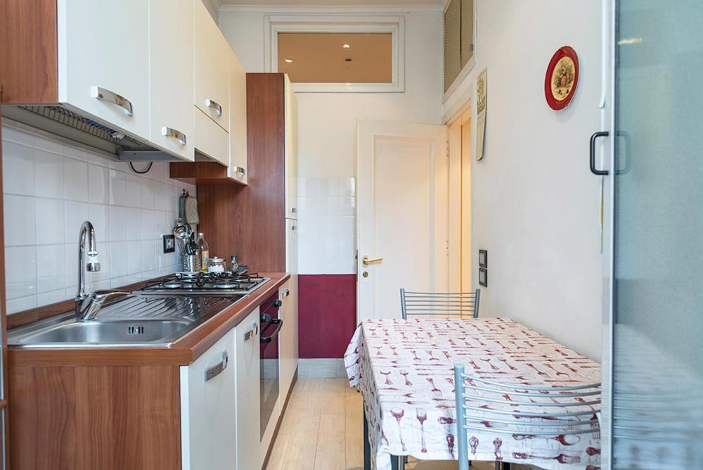 Tiberina Apartments - Rome Trastevere エクステリア 写真