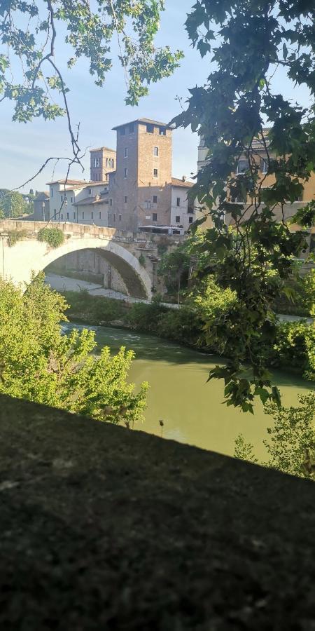 Tiberina Apartments - Rome Trastevere エクステリア 写真